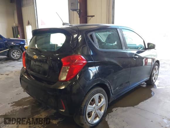 2019 Chevrolet Spark LS with VIN KL8CB6SA8KC742270, listed as a IAAI auction lot 42731425 with 88,947 mi miles and . Bid and sale history available at DreamBid. Image 4.