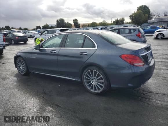2015 Mercedes-Benz C 300 Luxury z VIN 55SWF4KB6FU007154, wystawiony jako Copart lot #81919475 z przebiegiem 96 424 mil mil oraz Szkoda całkowita • Salvage title. Historia ofert i sprzedaży dostępna na DreamBid. Obrazek 2.