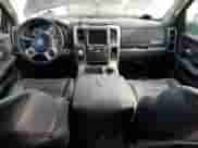 2018 Ram 1500 Laramie z VIN 1C6RR7VM3JS354822, wystawiony jako Copart lot #56688825 z przebiegiem 74 113 mil mil oraz Szkoda całkowita • Salvage title. Historia ofert i sprzedaży dostępna na DreamBid. Obrazek 8.