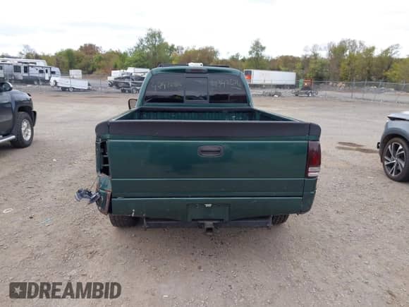 1999 Dodge Dakota с VIN 1B7GG26Y0XS261615, выставлен на аукционе IAAI как лот 43436216 с пробегом 126 384 миль миль и . История ставок и продаж доступна на DreamBid. Изображение 16.