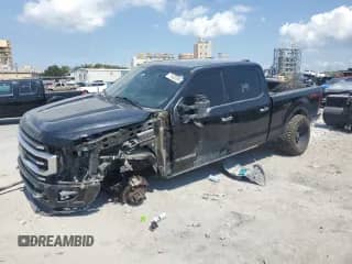 2021 Ford F-250 XL z VIN 1FT8W2BTXMED13814, wystawiony jako Copart lot #71430395 z przebiegiem 93 941 mil mil oraz Szkoda całkowita • Salvage title. Historia ofert i sprzedaży dostępna na DreamBid. Obrazek 1.