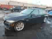 2016 BMW 5 Series 535i xDrive z VIN WBA5B3C55GG259350, wystawiony jako Copart lot #90113625 z przebiegiem 123 485 mil mil oraz Szkoda całkowita • Salvage title. Historia ofert i sprzedaży dostępna na DreamBid. Obrazek 1.
