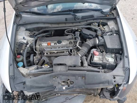 2010 Honda Accord EX с VIN 1HGCP2F70AA062424, выставлен на аукционе IAAI как лот 43086211 с пробегом 242 863 миль миль и . История ставок и продаж доступна на DreamBid. Изображение 10.