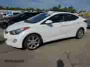 2013 Hyundai Elantra Limited z VIN 5NPDH4AE7DH188133, wystawiony jako Copart lot #81794825 z przebiegiem 99 241 mil mil oraz Szkoda całkowita • Salvage title. Historia ofert i sprzedaży dostępna na DreamBid. Obrazek 1.