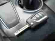 2020 Toyota Camry SE z VIN 4T1G11AK4LU342383, wystawiony jako IAAI lot #43019876 z przebiegiem 111 118 mil mil oraz . Historia ofert i sprzedaży dostępna na DreamBid. Obrazek 11.