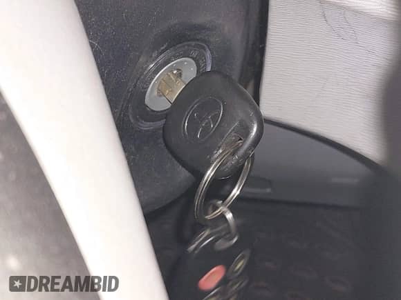 2011 Toyota Sienna XLE with VIN 5TDDK3DC7BS001244, listed as a IAAI auction lot 43373331 with 282,413 mi miles and . Bid and sale history available at DreamBid. Image 11.