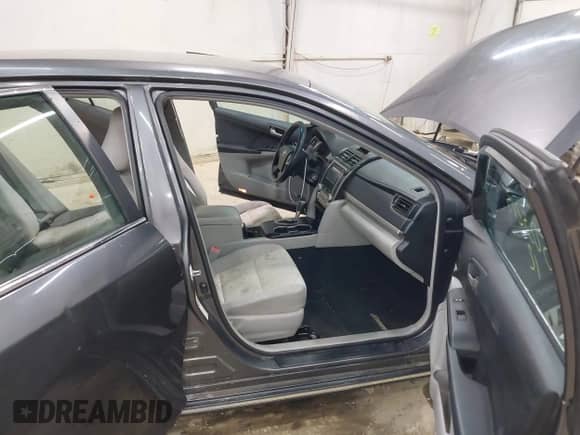 2012 Toyota Camry SE with VIN 4T1BF1FK9CU148520, listed as a IAAI auction lot 43503215 with 175,200 mi miles and . Bid and sale history available at DreamBid. Image 5.