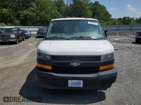 2021 Chevrolet Express Cargo with VIN 1GCWGAF78M1145898, listed as a Copart auction lot 59593475 with 138,513 mi miles and Salvage title. Bid and sale history available at DreamBid. Image 5.