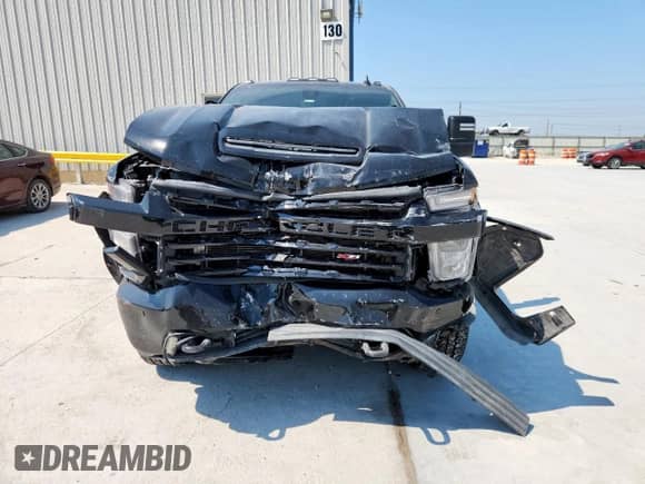 2022 Chevrolet Silverado 2500HD LTZ z VIN 1GC4YPEY9NF165664, wystawiony jako Copart lot #67579465 z przebiegiem 65 393 mil mil oraz Szkoda całkowita • Salvage title. Historia ofert i sprzedaży dostępna na DreamBid. Obrazek 5.