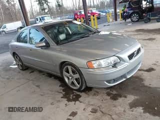 2006 Volvo S60 2.5L Turbo R с VIN YV1RH527662545876, выставлен на аукционе IAAI как лот 41504361 с пробегом 119 635 миль миль и . История ставок и продаж доступна на DreamBid. Изображение 1.