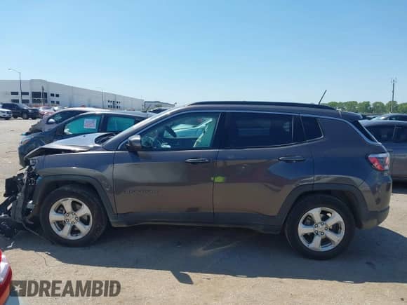 2020 Jeep Compass Altitude с VIN 3C4NJCBB9LT205990, выставлен на аукционе IAAI как лот 43133921 с пробегом 148 267 миль миль и . История ставок и продаж доступна на DreamBid. Изображение 14.
