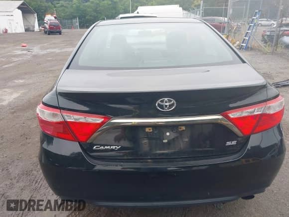 2017 Toyota Camry XLE с VIN 4T1BF1FKXHU351505, выставлен на аукционе IAAI как лот 43042026 с пробегом 106 004 миль миль и . История ставок и продаж доступна на DreamBid. Изображение 16.