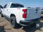2022 Chevrolet Silverado 1500 LT Trail Boss z VIN 1GCPYFED7NZ146324, wystawiony jako IAAI lot #42416840 z przebiegiem 69 309 mil mil oraz . Historia ofert i sprzedaży dostępna na DreamBid. Obrazek 3.