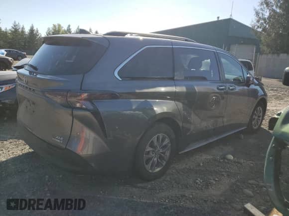 2023 Toyota Sienna XLE z VIN 5TDYRKEC0PS155288, wystawiony jako Copart lot #72091175 z przebiegiem 81 737 mil mil oraz Czysty tytuł • Clean title. Historia ofert i sprzedaży dostępna na DreamBid. Obrazek 3.