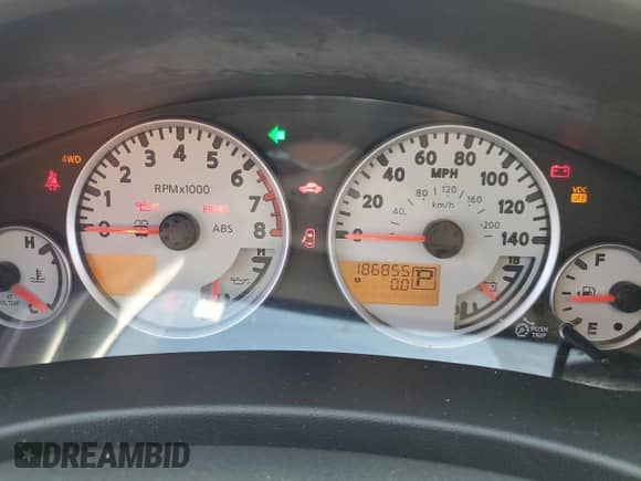 2011 Nissan Frontier Pro-4X z VIN 1N6AD0EV6BC421622, wystawiony jako Copart lot #69275055 z przebiegiem 186 855 mil mil oraz Szkoda całkowita • Salvage title. Historia ofert i sprzedaży dostępna na DreamBid. Obrazek 9.