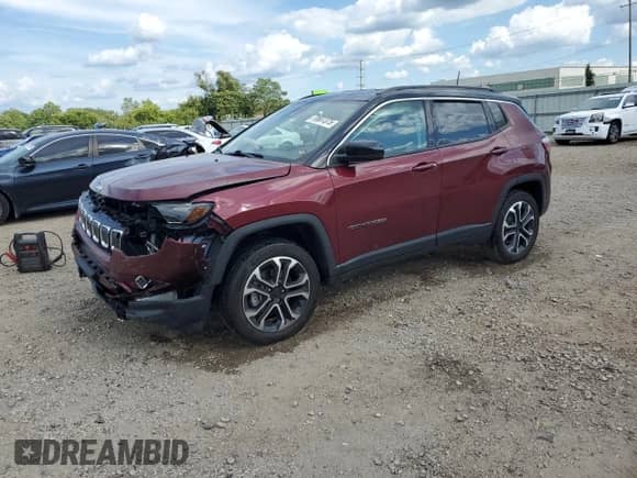 2022 Jeep Compass Limited with VIN 3C4NJDCB9NT206340, listed as a Copart auction lot 70681375 with 13,177 mi miles and Salvage title. Bid and sale history available at DreamBid. Image 1.
