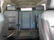 2018 Chevrolet Suburban Commercial z VIN 1GNSKKEC4JR116372, wystawiony jako Copart lot #56703695 z przebiegiem 119 445 mil mil oraz Czysty tytuł • Clean title. Historia ofert i sprzedaży dostępna na DreamBid. Obrazek 10.