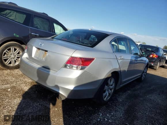 2009 Honda Accord EX-L с VIN 1HGCP26879A093173, выставлен на аукционе Copart как лот 82266735 с пробегом 203 794 миль миль и Чистый • Clean title. История ставок и продаж доступна на DreamBid. Изображение 3.