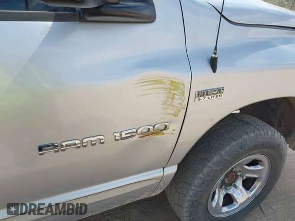 2007 Dodge 1500 SLT с VIN 1D7HA18207J502304, выставлен на аукционе IAAI как лот 43171516 с пробегом 227 835 миль миль и . История ставок и продаж доступна на DreamBid. Изображение 11.