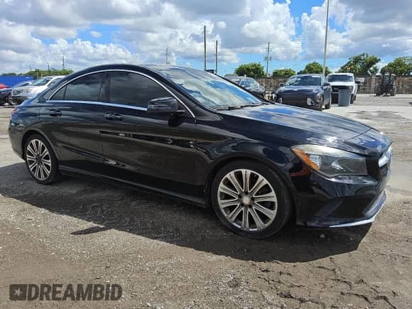 2017 Mercedes-Benz CLA 250 с VIN WDDSJ4EB3HN413851, выставлен на аукционе Copart как лот 80080845 с пробегом 64 487 миль миль и Чистый • Clean title. История ставок и продаж доступна на DreamBid. Изображение 4.