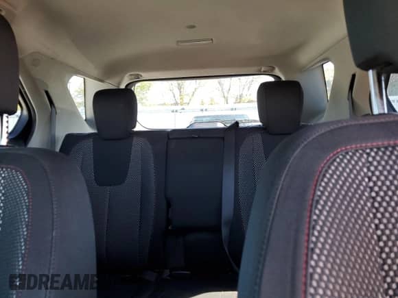 2015 Chevrolet Equinox LT z VIN 2GNALBEK0F6326826, wystawiony jako Copart lot #82405635 z przebiegiem 124 448 mil mil oraz Czysty tytuł • Clean title. Historia ofert i sprzedaży dostępna na DreamBid. Obrazek 10.