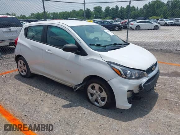 2020 Chevrolet Spark LS z VIN KL8CB6SAXLC478146, wystawiony jako IAAI lot #42424349 z przebiegiem 56 260 mil mil oraz . Historia ofert i sprzedaży dostępna na DreamBid. Obrazek 1.