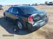 2005 Chrysler 300 Touring с VIN 2C3JA53G75H632198, выставлен на аукционе IAAI как лот 43226874 с пробегом 198 282 миль миль и . История ставок и продаж доступна на DreamBid. Изображение 3.