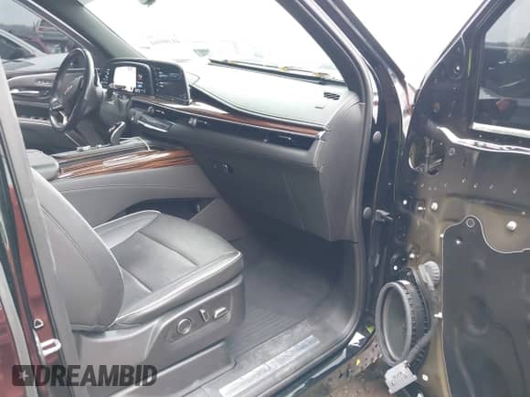 2021 Cadillac Escalade Premium Luxury with VIN 1GYS4BKL9MR247531, listed as a IAAI auction lot 41395941 with 69,650 mi miles and . Bid and sale history available at DreamBid. Image 5.