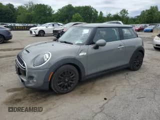 2019 MINI Hardtop Cooper S with VIN WMWXP7C52K2A50562, listed as a Copart auction lot 62811285 with 104,542 mi miles and Salvage title. Bid and sale history available at DreamBid. Image 1.