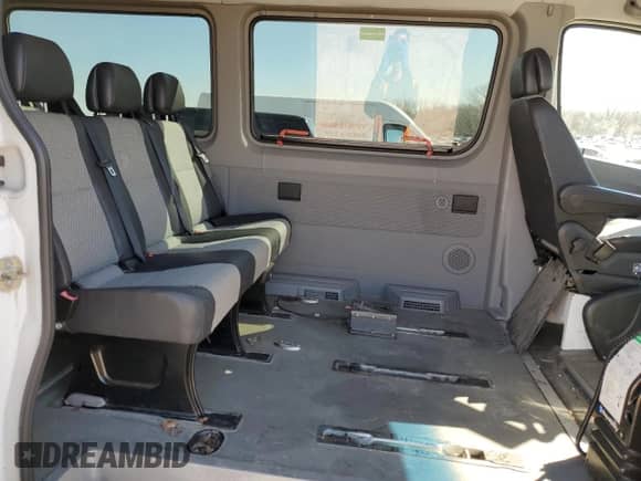 2009 Dodge Sprinter с VIN WDWPE845595366974, выставлен на аукционе Copart как лот 79872114 с пробегом Не указан миль и Списание • Salvage title. История ставок и продаж доступна на DreamBid. Изображение 11.