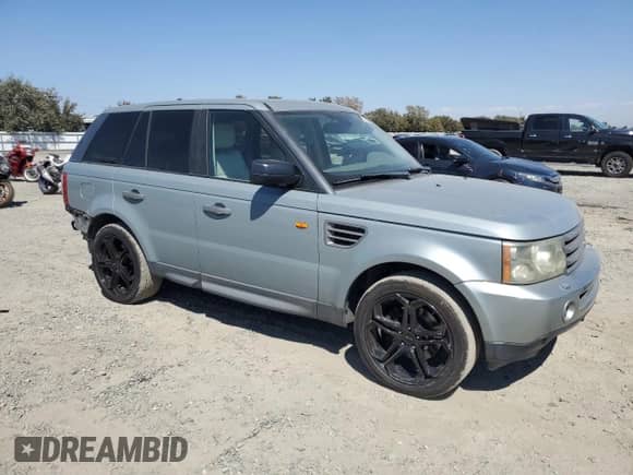 2006 Land Rover Range Rover Sport HSE with VIN SALSF25486A956322, listed as a Copart auction lot 68209045 with 178,721 mi miles and Salvage title. Bid and sale history available at DreamBid. Image 4.