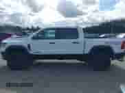 2025 Ram 1500 RHO с VIN 1C6SRFUP4SN621540, выставлен на аукционе IAAI как лот 43355998 с пробегом 20 436 миль миль и . История ставок и продаж доступна на DreamBid. Изображение 15.