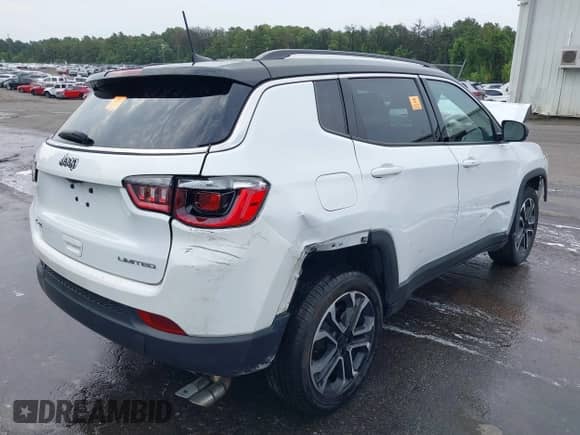 2022 Jeep Compass Limited with VIN 3C4NJDCB5NT185115, listed as a IAAI auction lot 42626053 with 39,163 mi miles and . Bid and sale history available at DreamBid. Image 4.