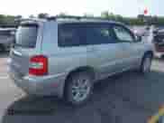 2007 Toyota Highlander w/3rd Row z VIN JTEEW21A370046547, wystawiony jako IAAI lot #42221088 z przebiegiem Nie podano mil oraz . Historia ofert i sprzedaży dostępna na DreamBid. Obrazek 4.