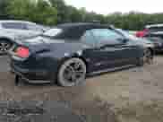 2016 Ford Mustang EcoBoost Premium z VIN 1FATP8UH1G5217129, wystawiony jako Copart lot #69911345 z przebiegiem 116 808 mil mil oraz Szkoda całkowita • Salvage title. Historia ofert i sprzedaży dostępna na DreamBid. Obrazek 3.