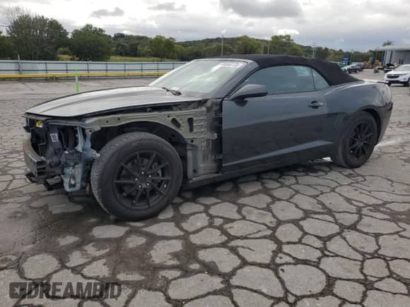 2014 Chevrolet Camaro LT z VIN 2G1FB3D39E9122761, wystawiony jako Copart lot #83934775 z przebiegiem 146 265 mil mil oraz Szkoda całkowita • Salvage title. Historia ofert i sprzedaży dostępna na DreamBid. Obrazek 1.