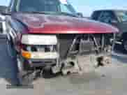 2003 Chevrolet Tahoe LT с VIN 1GNEC13Z33R261062, выставлен на аукционе IAAI как лот 41882613 с пробегом Не указан миль и . История ставок и продаж доступна на DreamBid. Изображение 13.