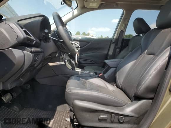 2024 Subaru Forester Touring z VIN JF2SKAMC6RH513783, wystawiony jako Copart lot #67564305 z przebiegiem 5 920 mil mil oraz Szkoda całkowita • Salvage title. Historia ofert i sprzedaży dostępna na DreamBid. Obrazek 7.