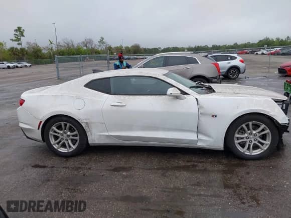 2021 Chevrolet Camaro 1LT с VIN 1G1FB1RX4M0142120, выставлен на аукционе IAAI как лот 41394658 с пробегом 25 477 миль миль и . История ставок и продаж доступна на DreamBid. Изображение 13.