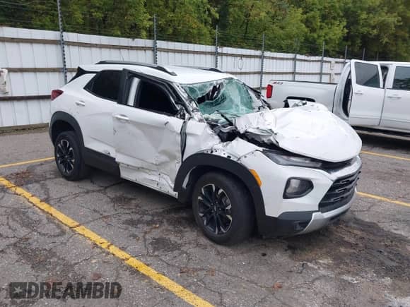 2023 Chevrolet TrailBlazer LT с VIN KL79MRSL8PB200773, выставлен на аукционе IAAI как лот 43292608 с пробегом 37 434 миль миль и . История ставок и продаж доступна на DreamBid. Изображение 1.