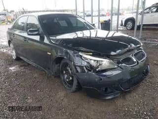 2008 BMW 5 Series 550i с VIN WBANW535X8CT53927, выставлен на аукционе IAAI как лот 42246171 с пробегом 101 379 миль миль и . История ставок и продаж доступна на DreamBid. Изображение 1.