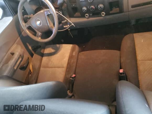 2009 Chevrolet Silverado 1500 Work Truck with VIN 1GCEC14C49Z172662, listed as a Copart auction lot 67120115 with Not provided miles and Salvage title. Bid and sale history available at DreamBid. Image 8.