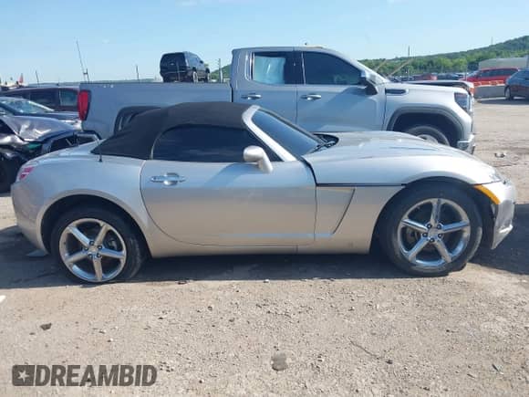 2008 Saturn Sky с VIN 1G8MC35BX8Y127463, выставлен на аукционе IAAI как лот 42531390 с пробегом 61 796 миль миль и . История ставок и продаж доступна на DreamBid. Изображение 13.