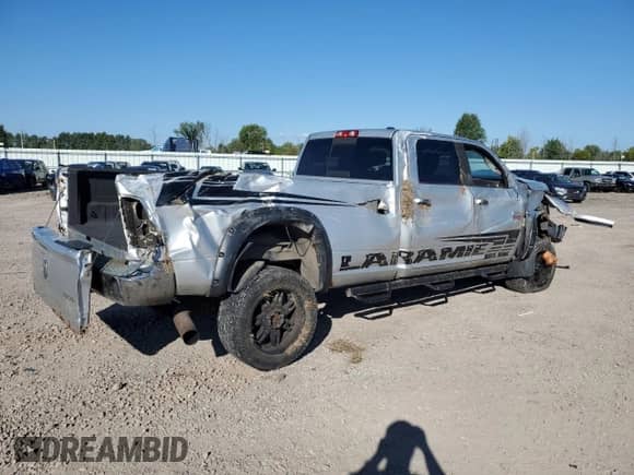 2010 Dodge 2500 Laramie с VIN 3D7UT2CLXAG110132, выставлен на аукционе Copart как лот 70708365 с пробегом 135 243 миль миль и Списание • Salvage title. История ставок и продаж доступна на DreamBid. Изображение 3.
