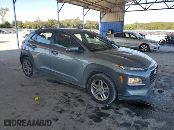 2021 Hyundai Kona SE с VIN KM8K12AA7MU643366, выставлен на аукционе Copart как лот 70725655 с пробегом 121 420 миль миль и Списание • Salvage title. История ставок и продаж доступна на DreamBid. Изображение 4.