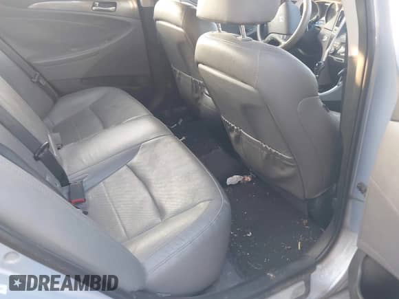 2015 Hyundai Sonata Limited с VIN KMHEC4A43FA133307, выставлен на аукционе IAAI как лот 43010052 с пробегом 152 924 миль миль и . История ставок и продаж доступна на DreamBid. Изображение 8.