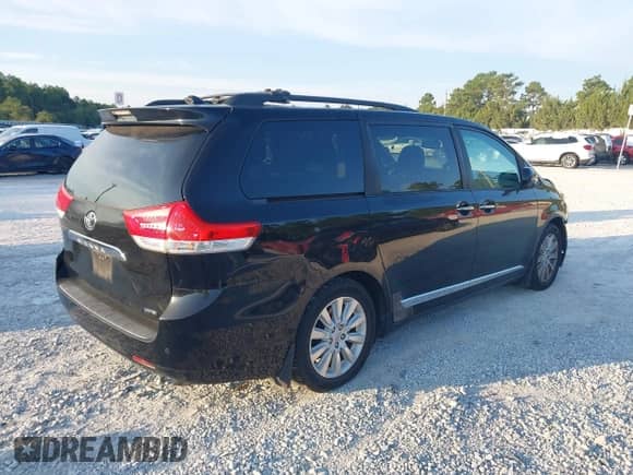 2011 Toyota Sienna XLE AAS с VIN 5TDYK3DC5BS029738, выставлен на аукционе IAAI как лот 43070508 с пробегом 193 936 миль миль и . История ставок и продаж доступна на DreamBid. Изображение 4.
