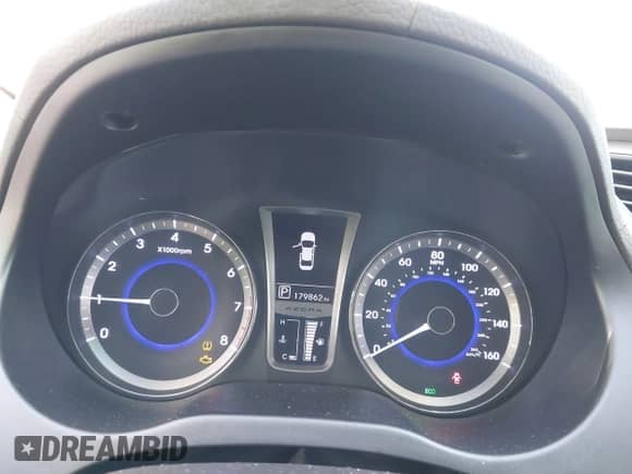 2012 Hyundai Azera z VIN KMHFH4JG4CA152444, wystawiony jako IAAI lot #43466865 z przebiegiem 179 862 mil mil oraz . Historia ofert i sprzedaży dostępna na DreamBid. Obrazek 7.