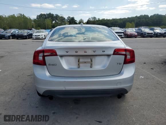 2012 Volvo S60 T5 с VIN YV1622FS0C2110820, выставлен на аукционе Copart как лот 81112215 с пробегом 137 951 миль миль и Списание • Salvage title. История ставок и продаж доступна на DreamBid. Изображение 6.