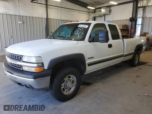 2000 Chevrolet Silverado 2500 LS с VIN 1GCGK29U1YE244863, выставлен на аукционе Copart как лот 45172815 с пробегом 197 908 миль миль и Чистый • Clean title. История ставок и продаж доступна на DreamBid. Изображение 1.